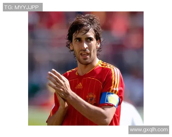 足球明星劳尔独特腿型揭秘与运动表现的关系分析 足球明星劳尔独特腿型揭秘与运动表现的关系分析